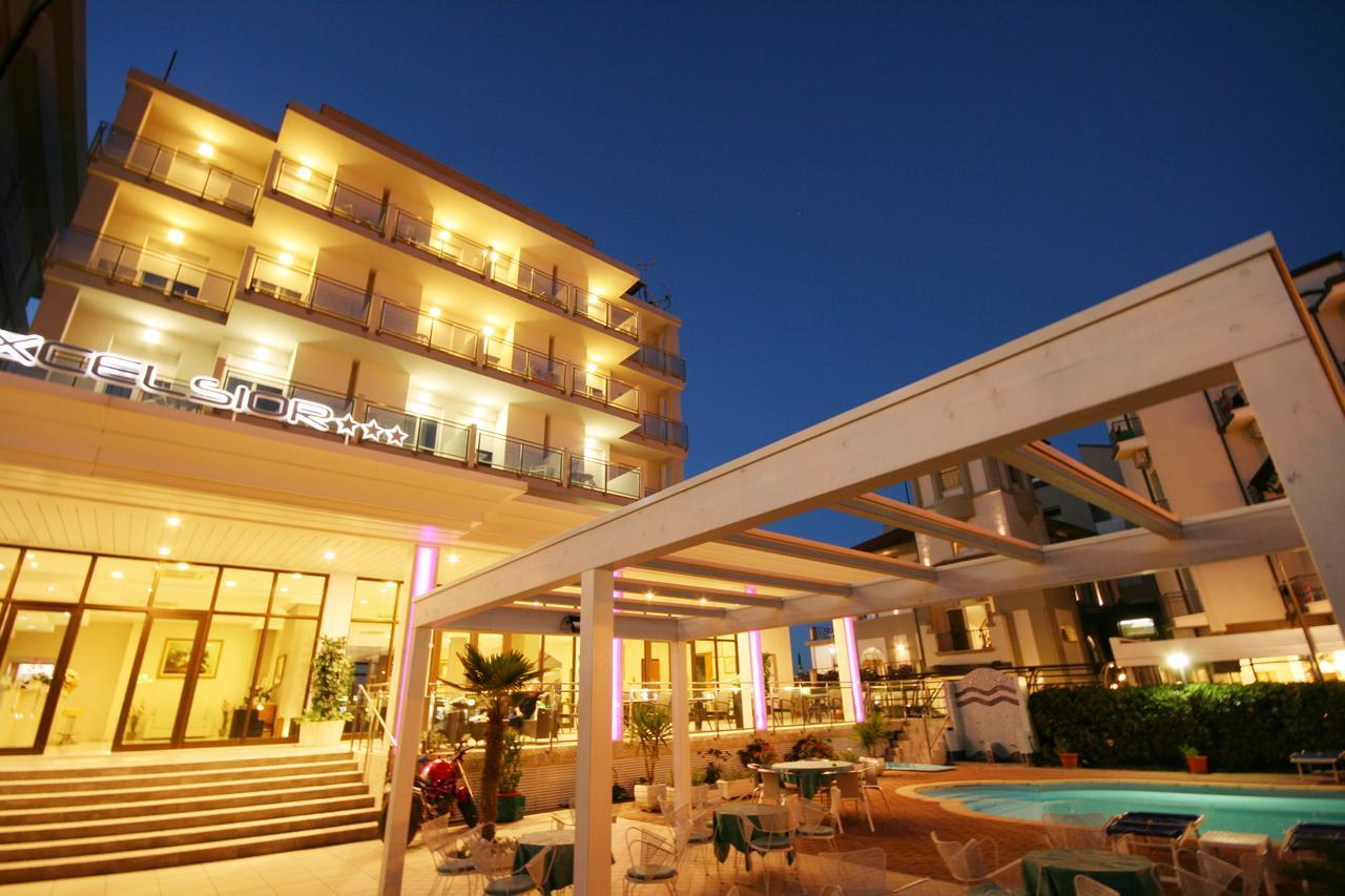 קאטוליקה Hotel Excelsior מראה חיצוני תמונה